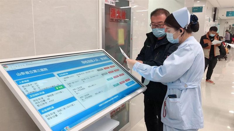 然而，线上课程也存在一些劣势：